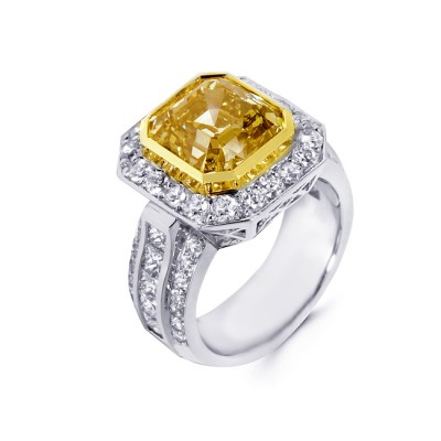 Diamond and  Fancy Yellow Diamond Ring