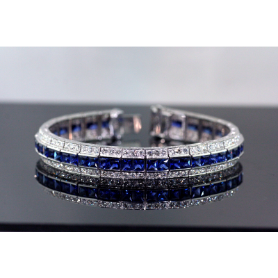 18 Karat Diamond and Sapphire bracelet.