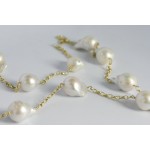 Baroque pearl necklace.